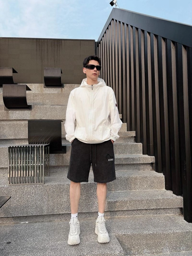 Moncler Sunscreen Jacket Affordable 140131