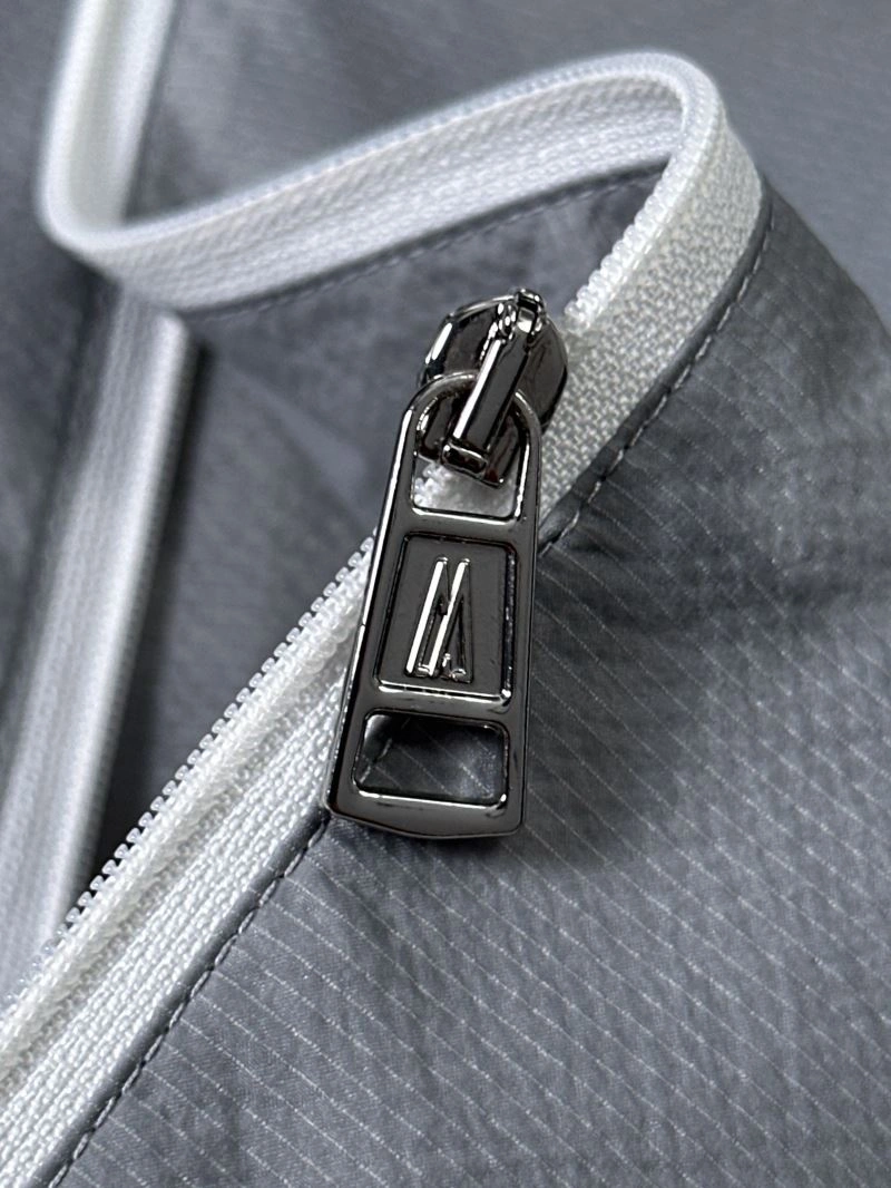 Compact Moncler Sunscreen Jacket 140107