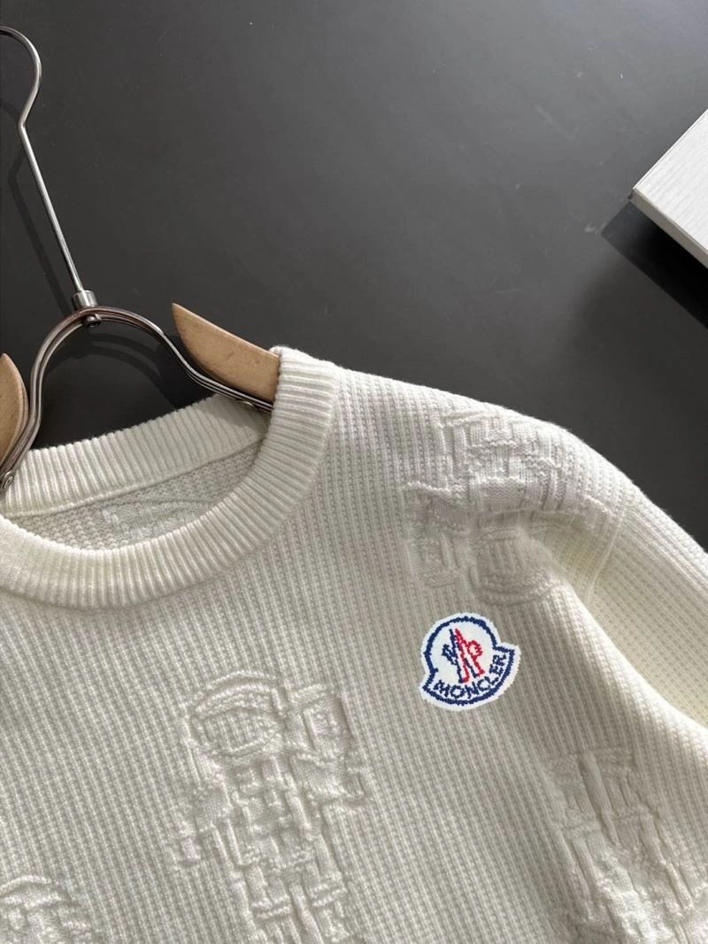 SmoothTexture Moncler Sweaters 142740