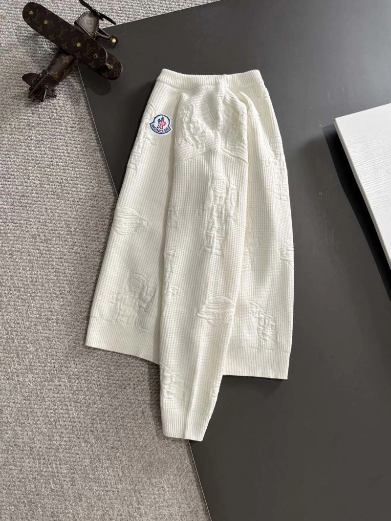 SmoothTexture Moncler Sweaters 142740