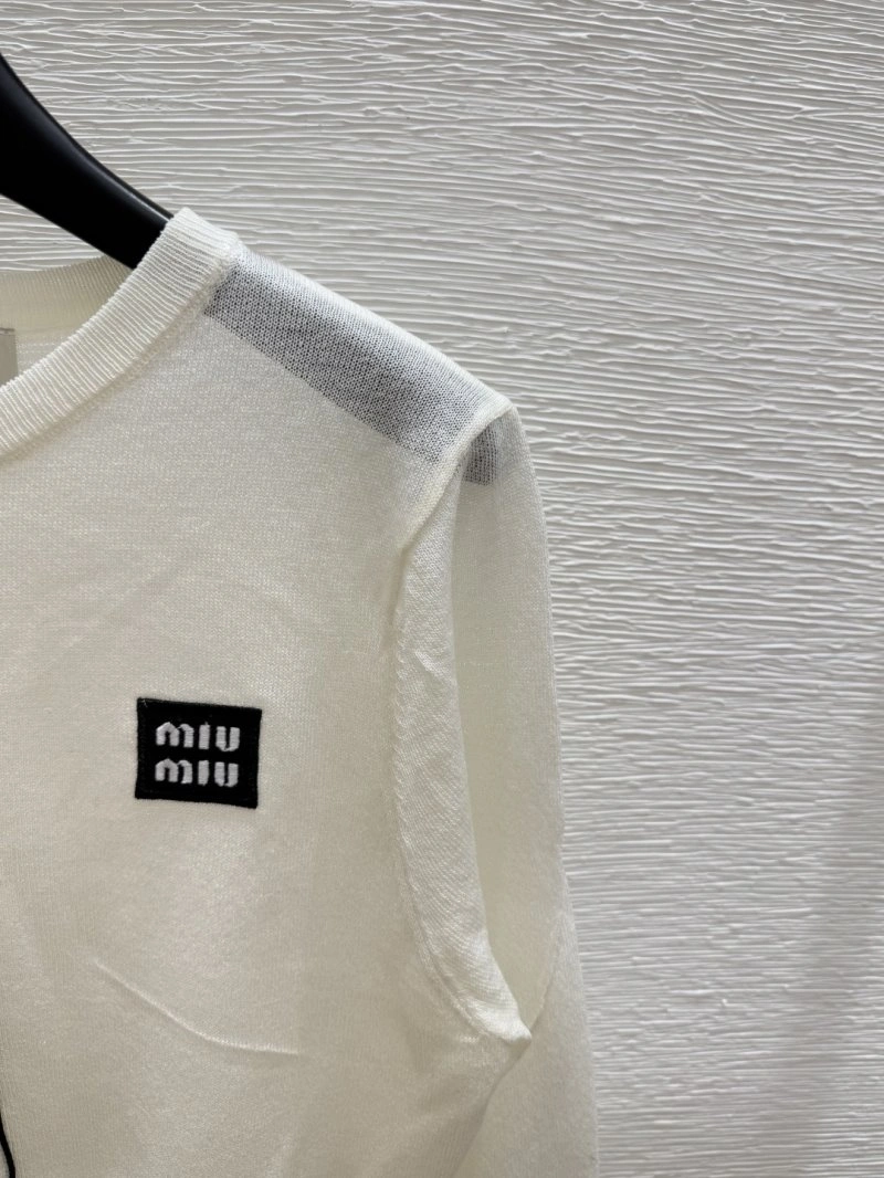 Durable Moncler Sweaters 139589