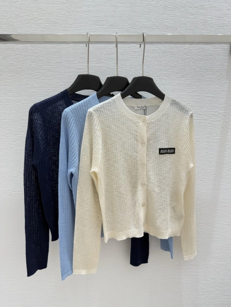 Lightweight Moncler Sweaters 139586