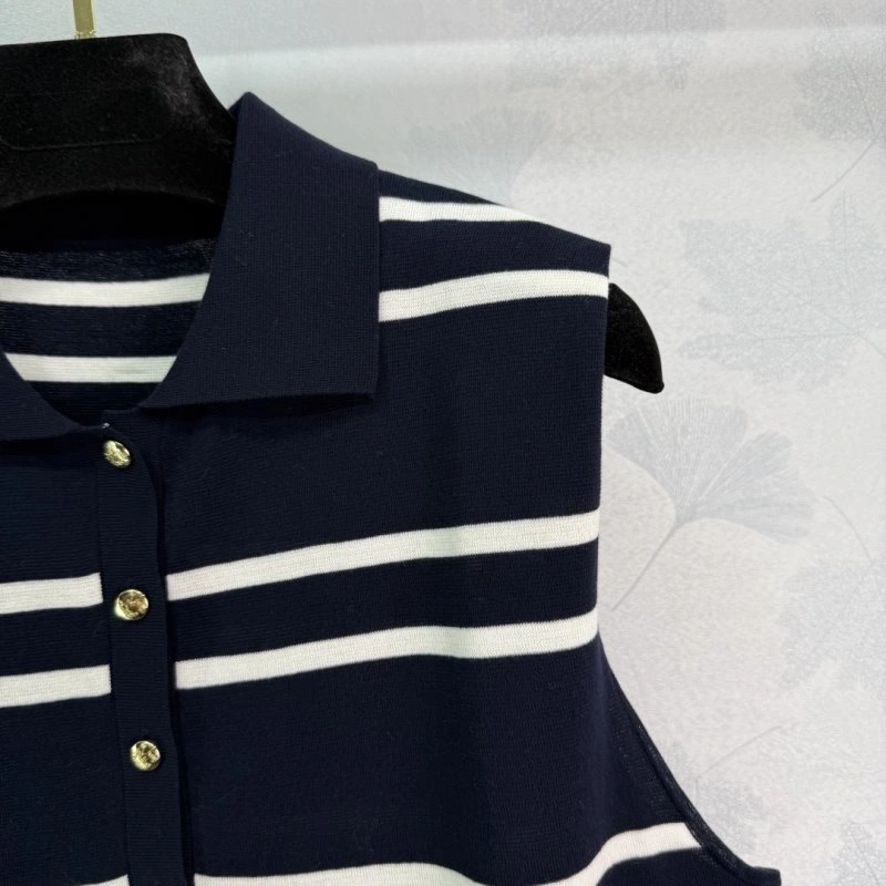 Contemporary Moncler Sweaters 139748