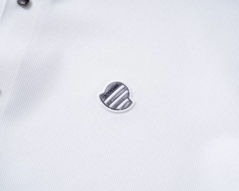 Lightweight Moncler T-Shirts 143756