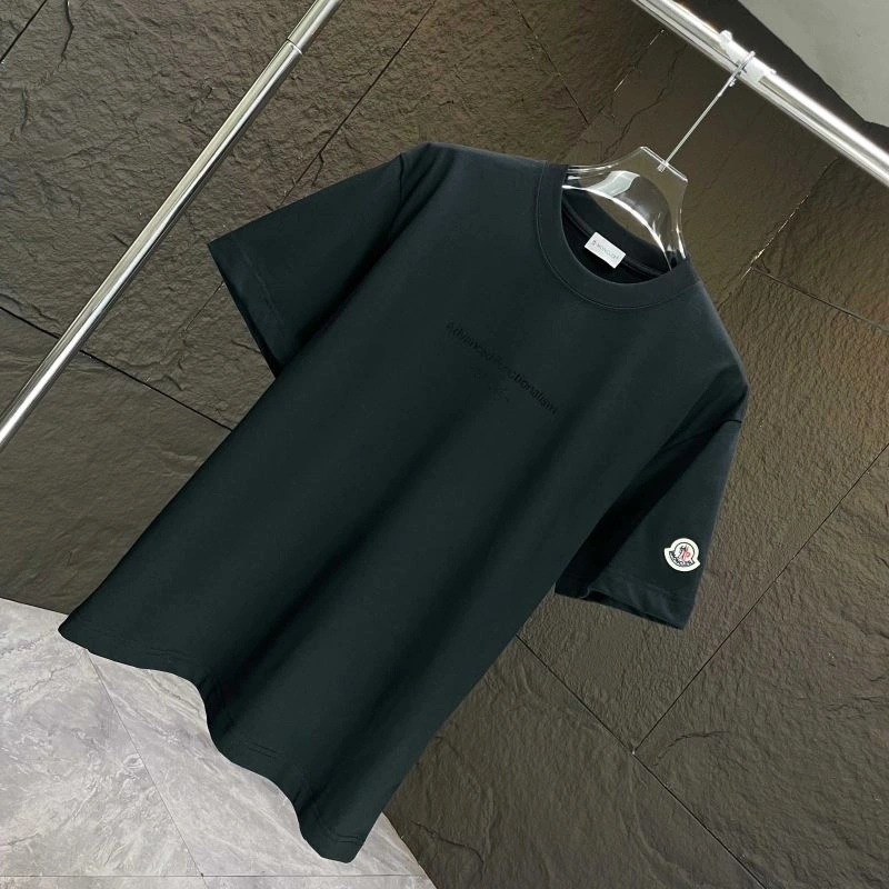 Moncler T-Shirts EasyCare 142878