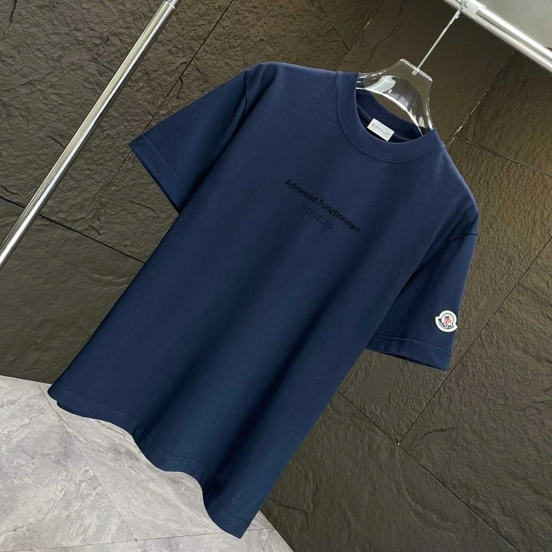 Moncler T-Shirts Classic 142858