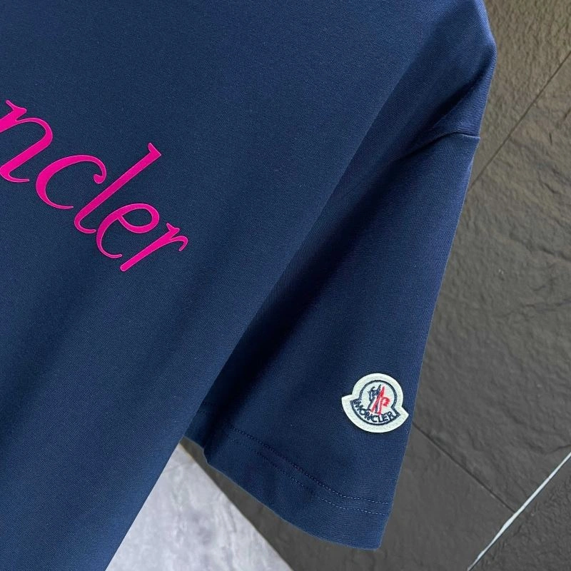 Practical Moncler T-Shirts 142853