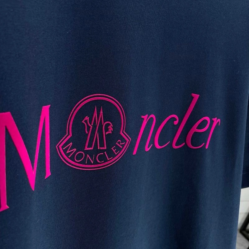 Practical Moncler T-Shirts 142853