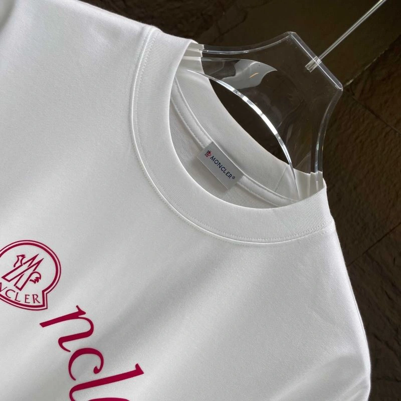 Moncler T-Shirts WaterResistant 142851