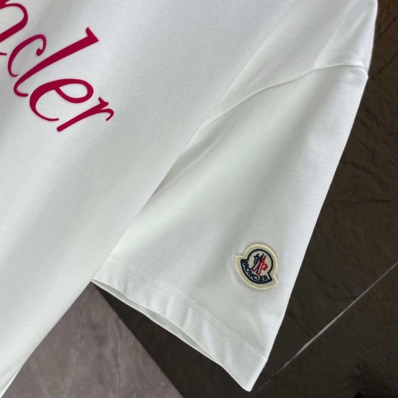 Moncler T-Shirts WaterResistant 142851