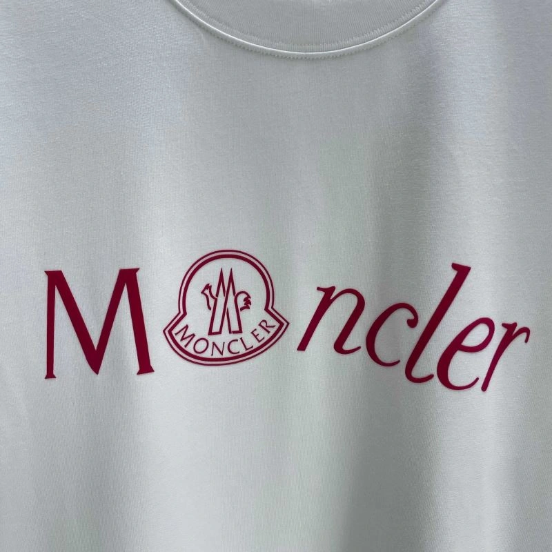 Moncler T-Shirts WaterResistant 142851