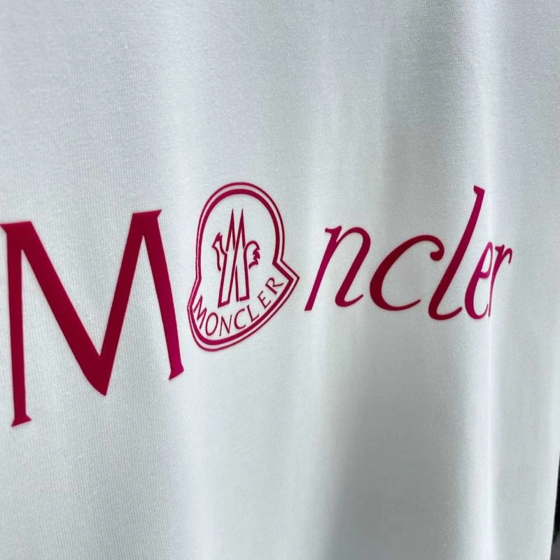 Moncler T-Shirts WaterResistant 142851