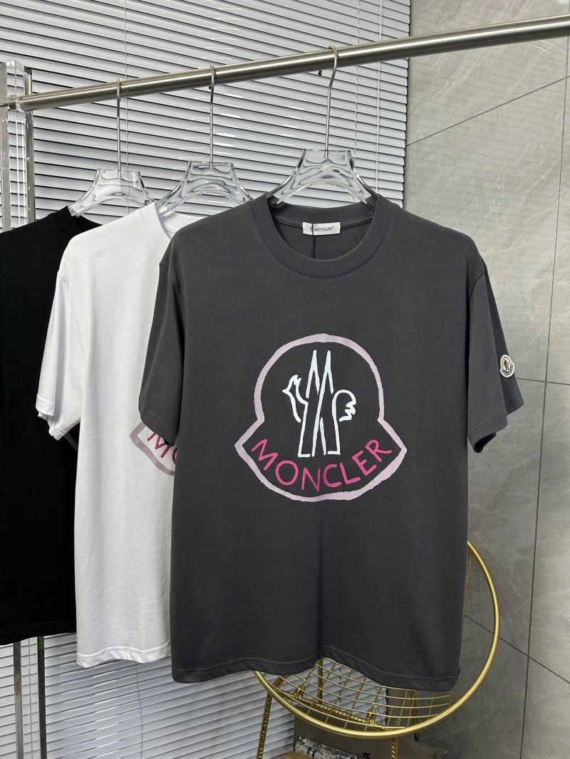 TechFriendly Moncler T-Shirts 142834