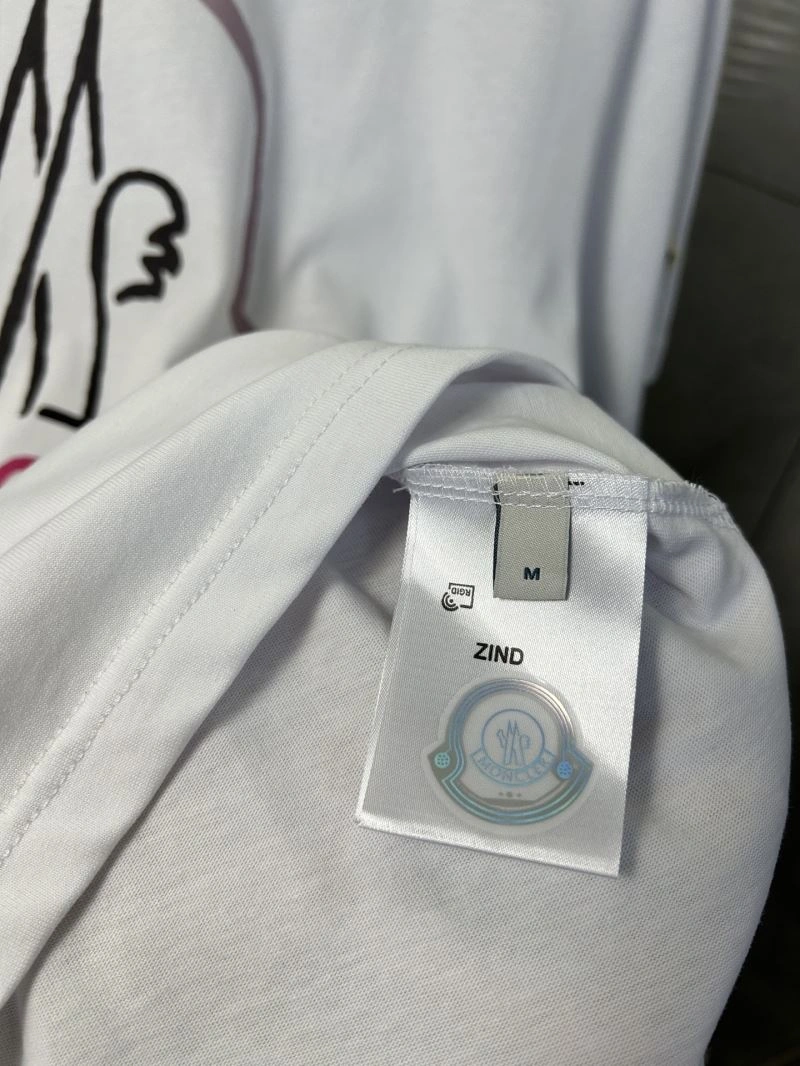 Moncler T-Shirts Trendy 142814