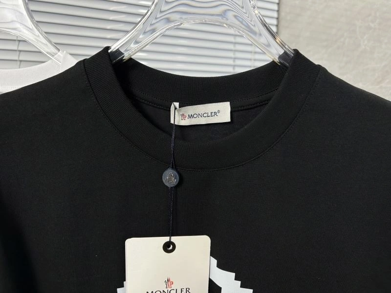 Moncler T-Shirts Reliable 142826