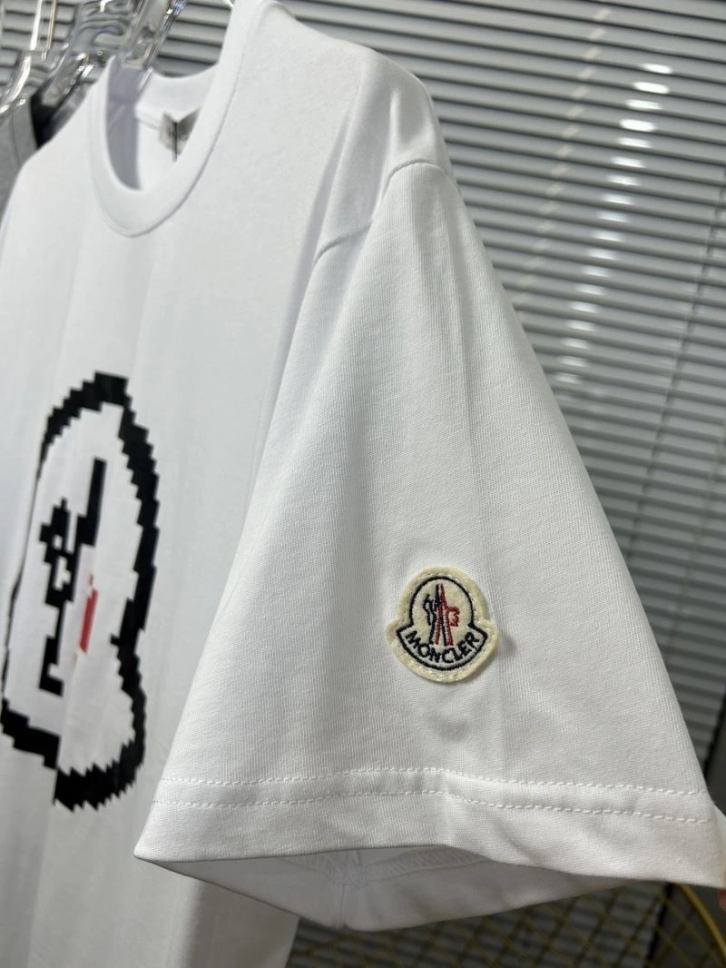 Moncler T-Shirts TechFriendly 142831