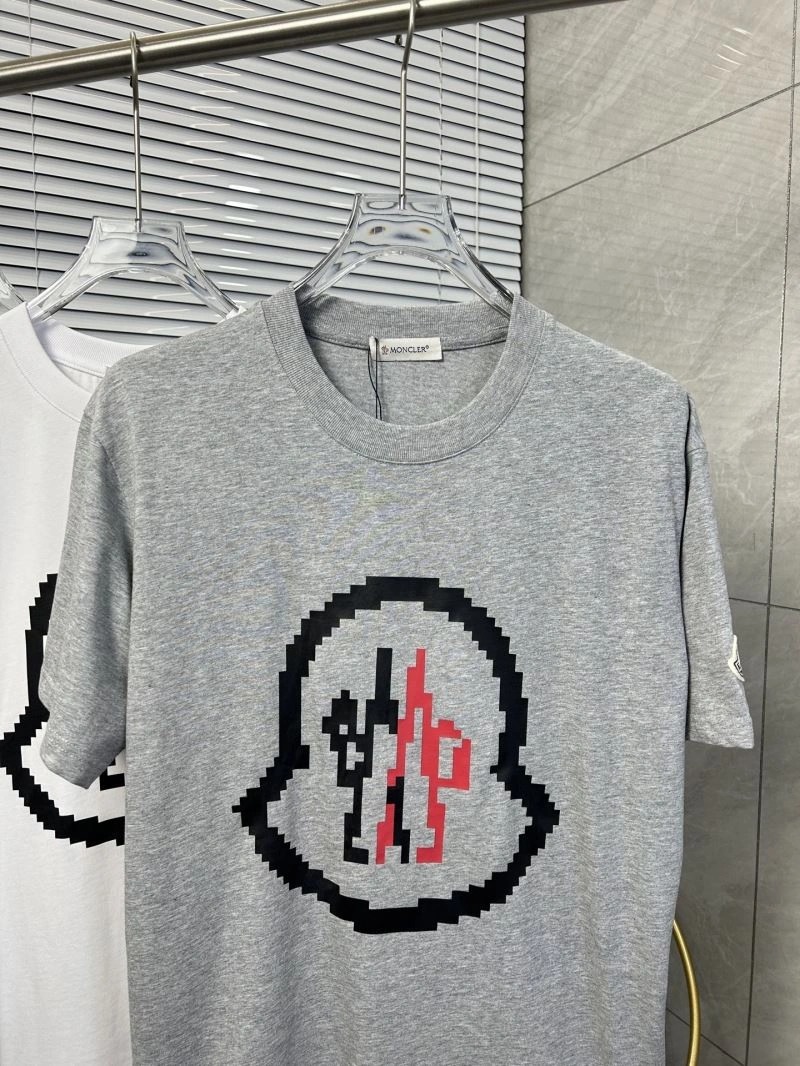 Modern Moncler T-Shirts 142815