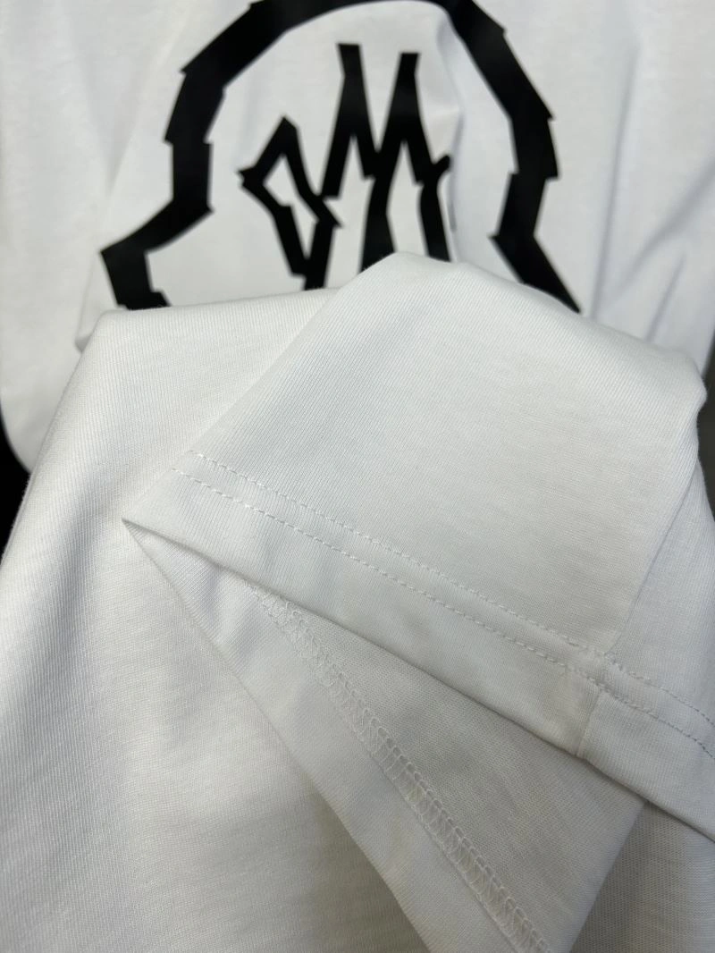 Moncler T-Shirts TravelReady 142816
