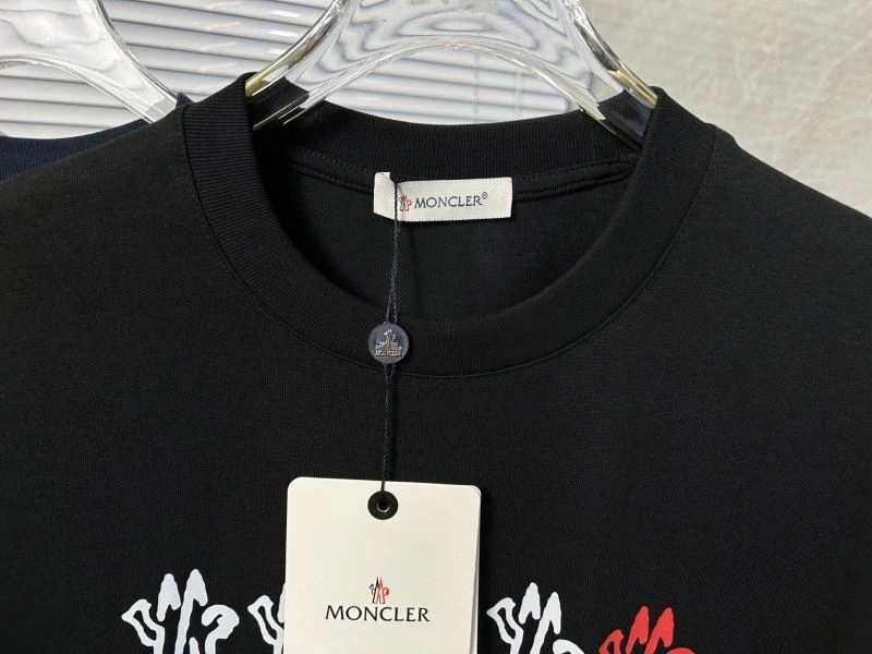 Moncler T-Shirts Upgraded 142829