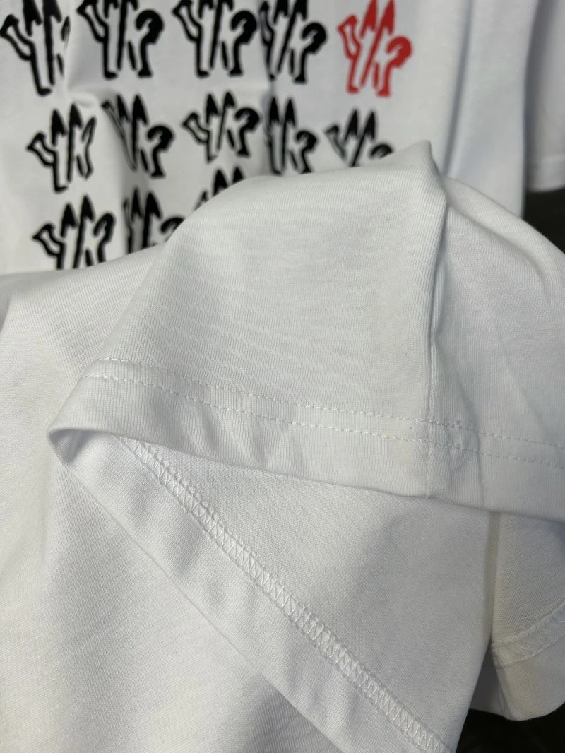Moncler T-Shirts Practical 142823