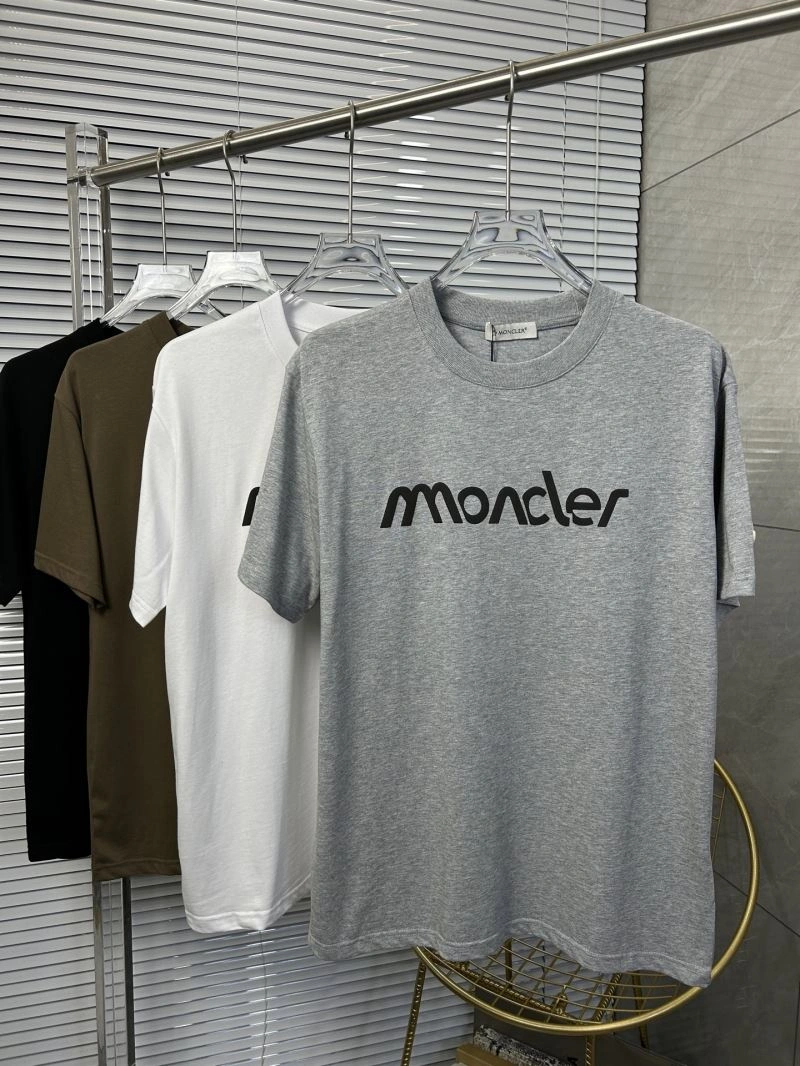 Sporty Moncler T-Shirts 142842