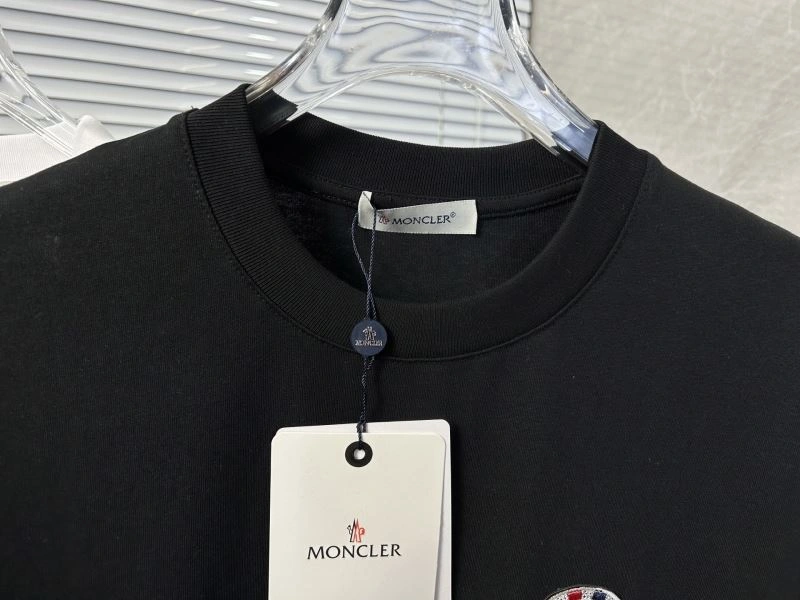 Casual Moncler T-Shirts 142840