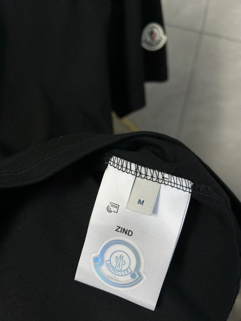 Unisex Moncler T-Shirts 142812