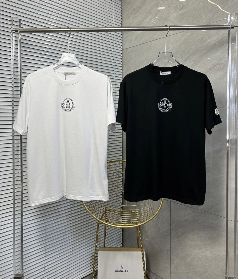 Moncler T-Shirts Neat 142821