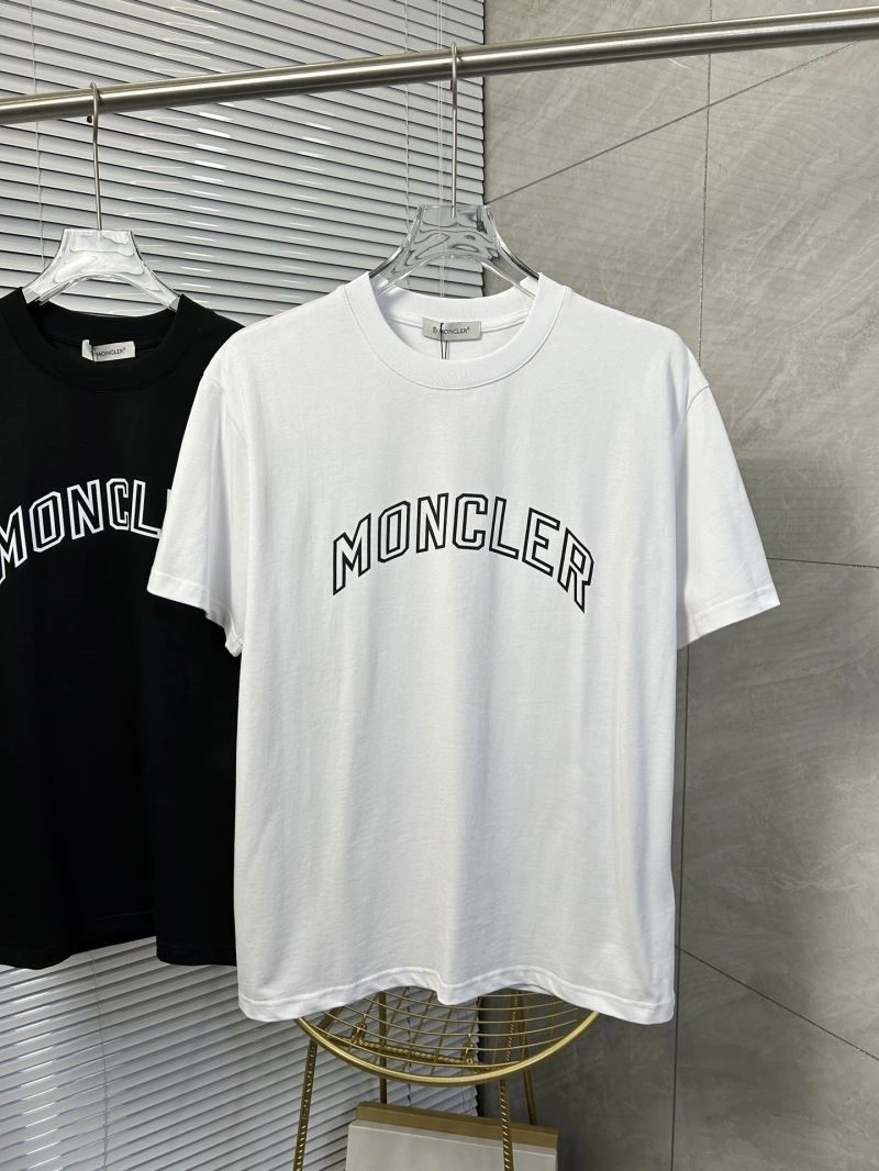 Moncler T-Shirts Timeless 142818