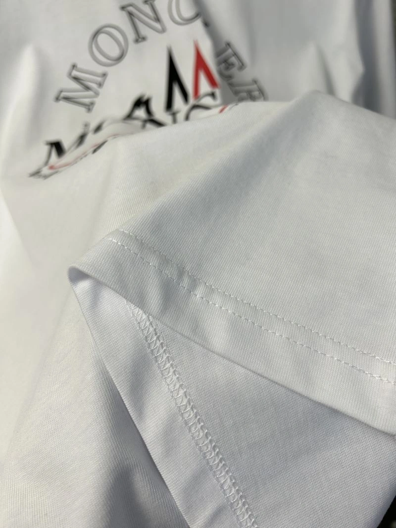 SunProtective Moncler T-Shirts 142810