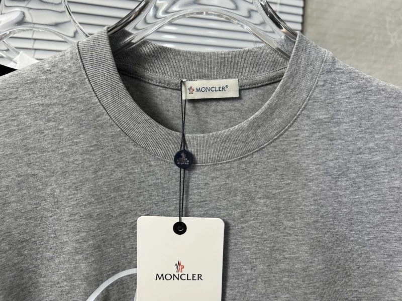 MultiPurpose Moncler T-Shirts 142807