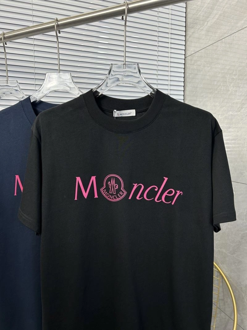 Moncler T-Shirts FashionForward 142803