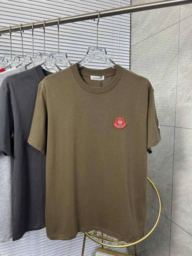 Chic Moncler T-Shirts 142796