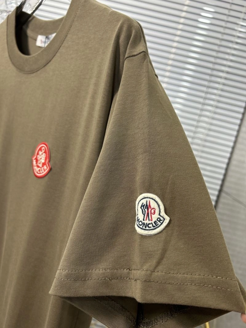 Chic Moncler T-Shirts 142796