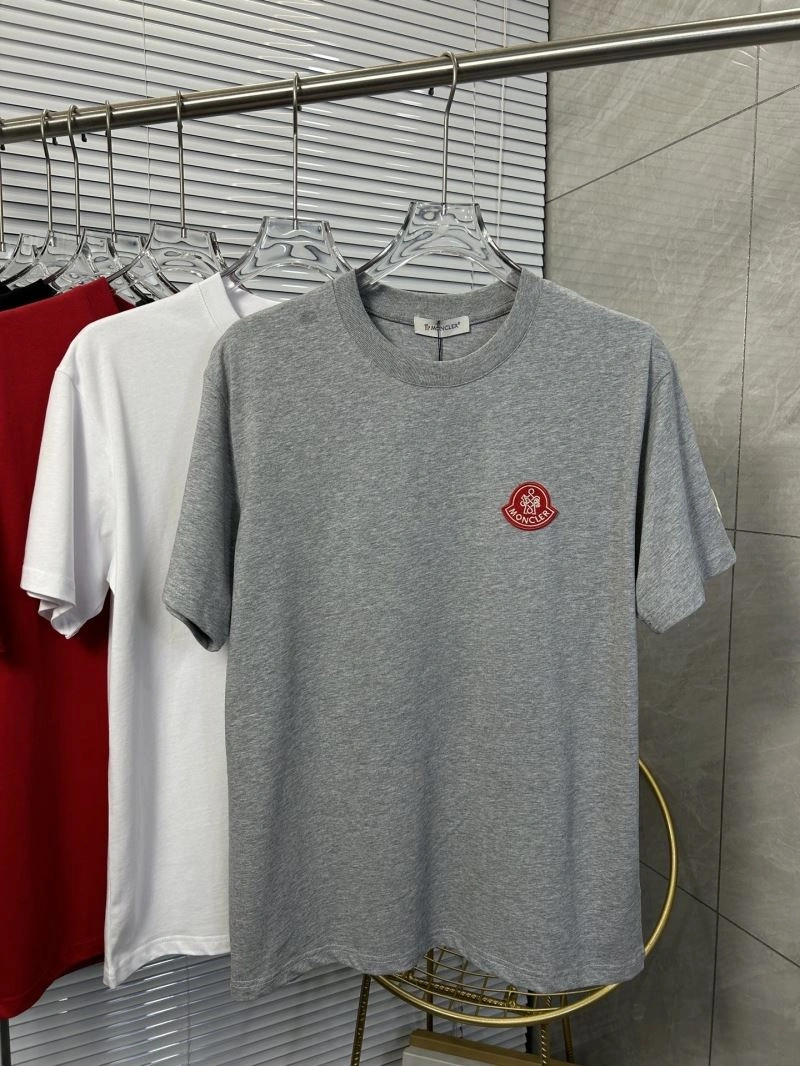 Moncler T-Shirts Stretchable 142798