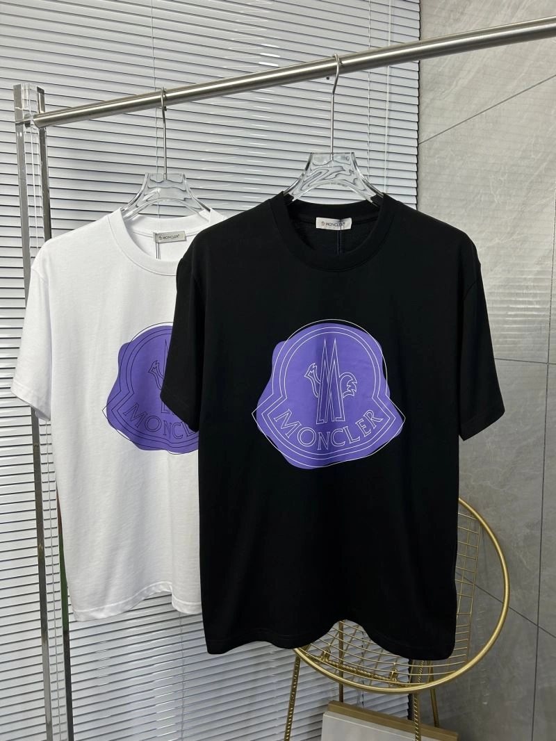 Minimalist Moncler T-Shirts 142782