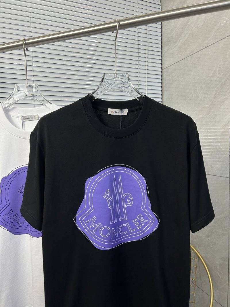 Minimalist Moncler T-Shirts 142782