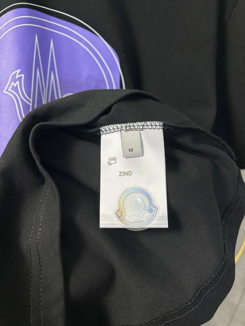 Minimalist Moncler T-Shirts 142782