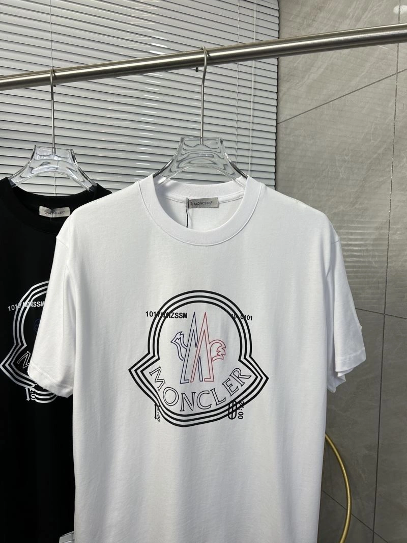 Moncler T-Shirts EasyCare 142785