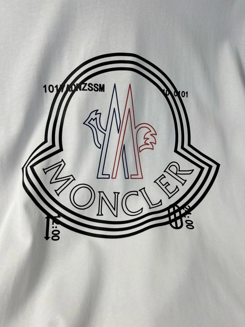 Moncler T-Shirts EasyCare 142785