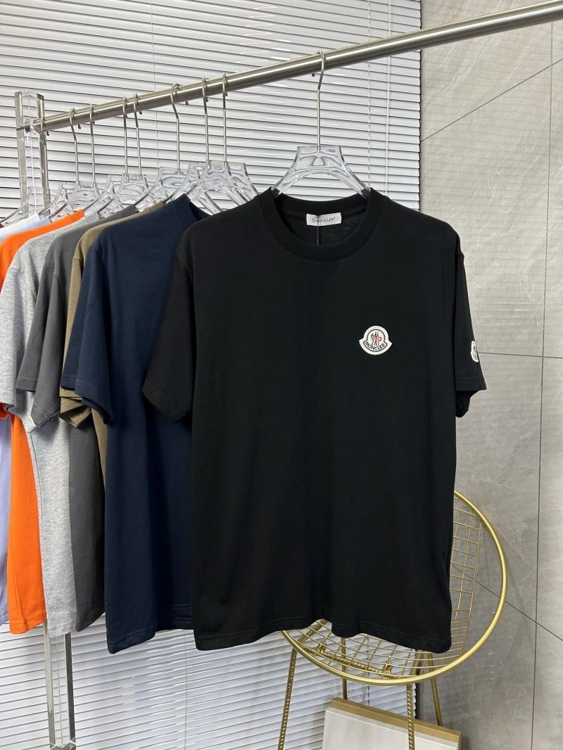 Moncler T-Shirts SunProtective 142802