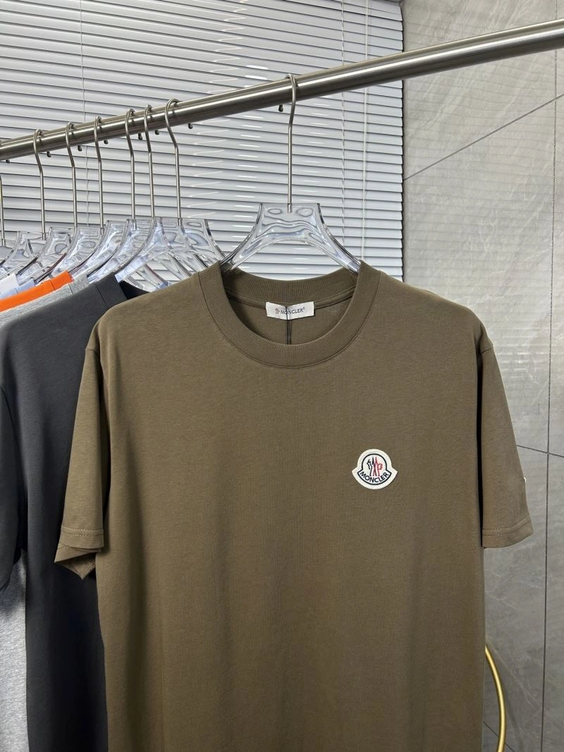 Timeless Moncler T-Shirts 142781