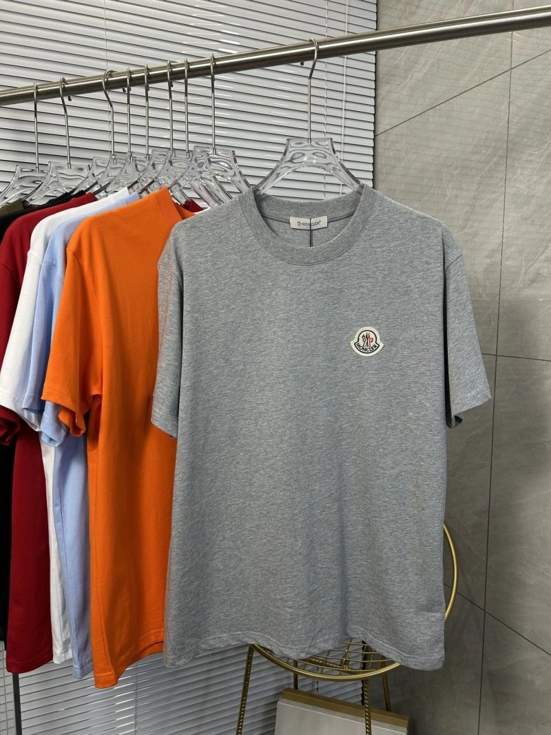 ComfortFit Moncler T-Shirts 142780