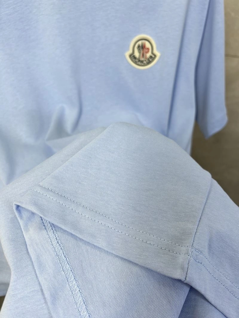 Minimalist Moncler T-Shirts 142773