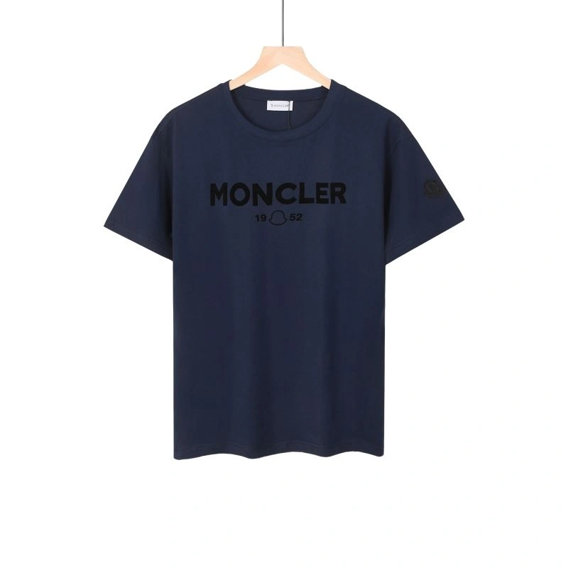 Sporty Moncler T-Shirts 139905