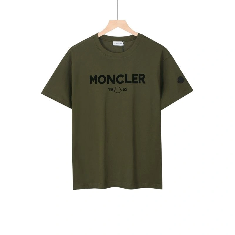 Sporty Moncler T-Shirts 139905