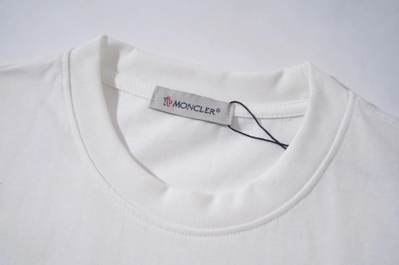 Moncler T-Shirts Practical 139911