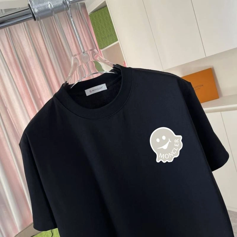 Moncler T-Shirts Sporty 139973