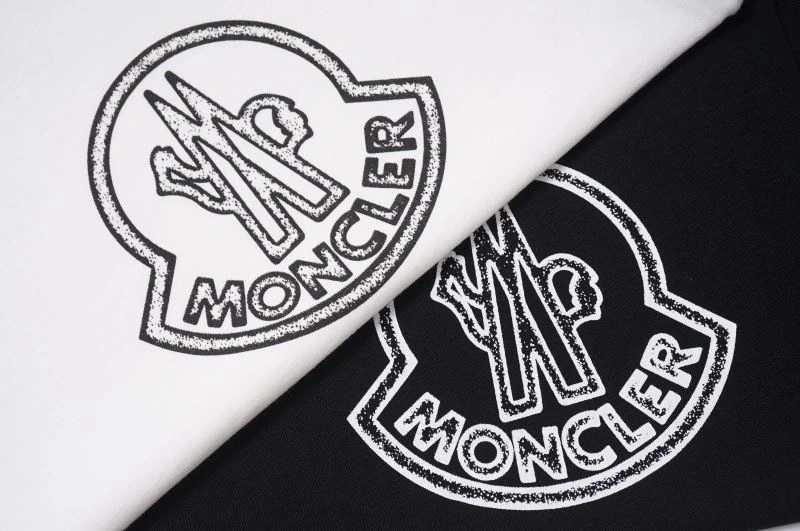 Vibrant Moncler T-Shirts 139904