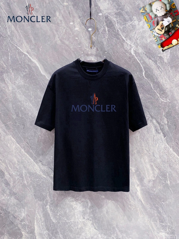 Cozy Moncler T-Shirts 139835